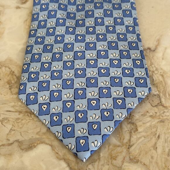 Salvatore Ferragamo 100% Silk Print Tie - Picture 4 of 11